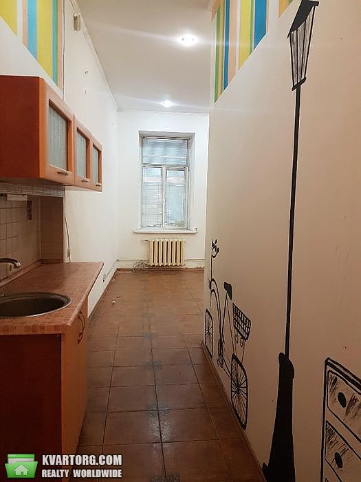 Sell 2-room apartment. Киев,  Набережно-Крещатикская — photo 3