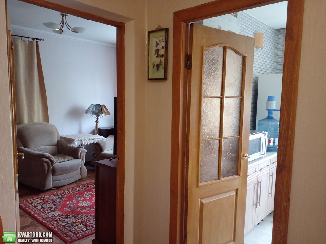 Rent out 1-room apartment. Киев,  Курнатовского — photo 3