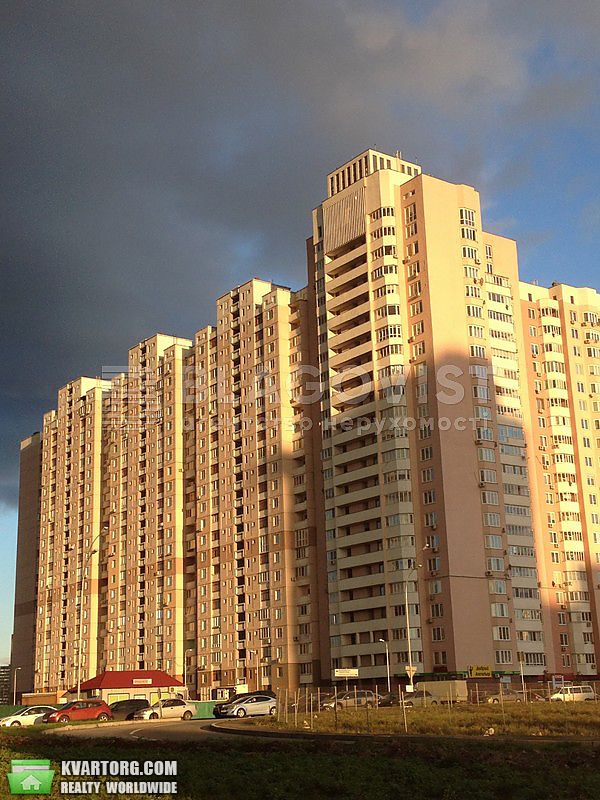 Sell 3-room apartment. Киев,  Пчелки — photo 1