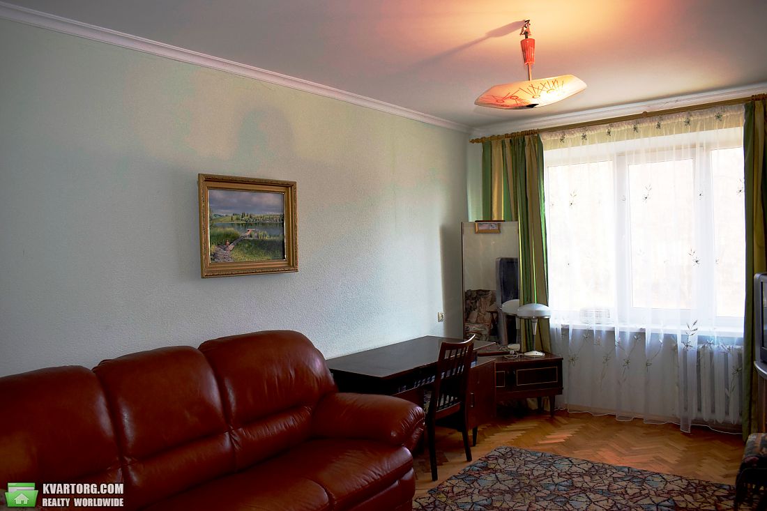Rent out 2-room apartment. Сумы,  Кирова — photo 1