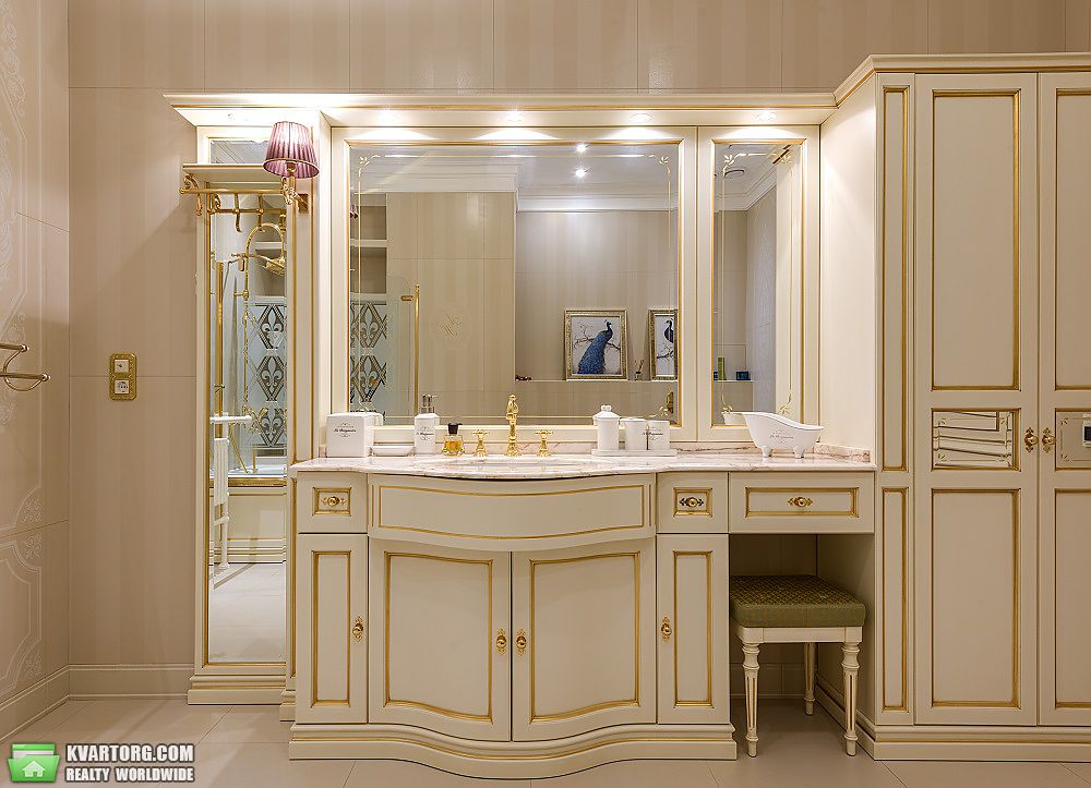 Sell 3-room apartment. Киев,  Мазепы — photo 1
