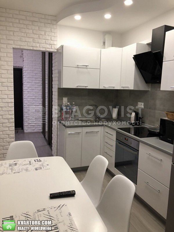 Rent out 1-room apartment. Киев,  Драгоманова — photo 3