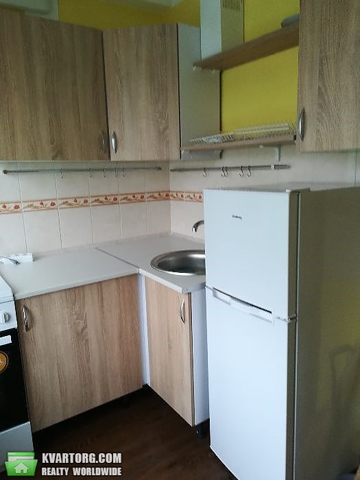 Rent out 1-room apartment. Киев,  Мира пр — photo 9