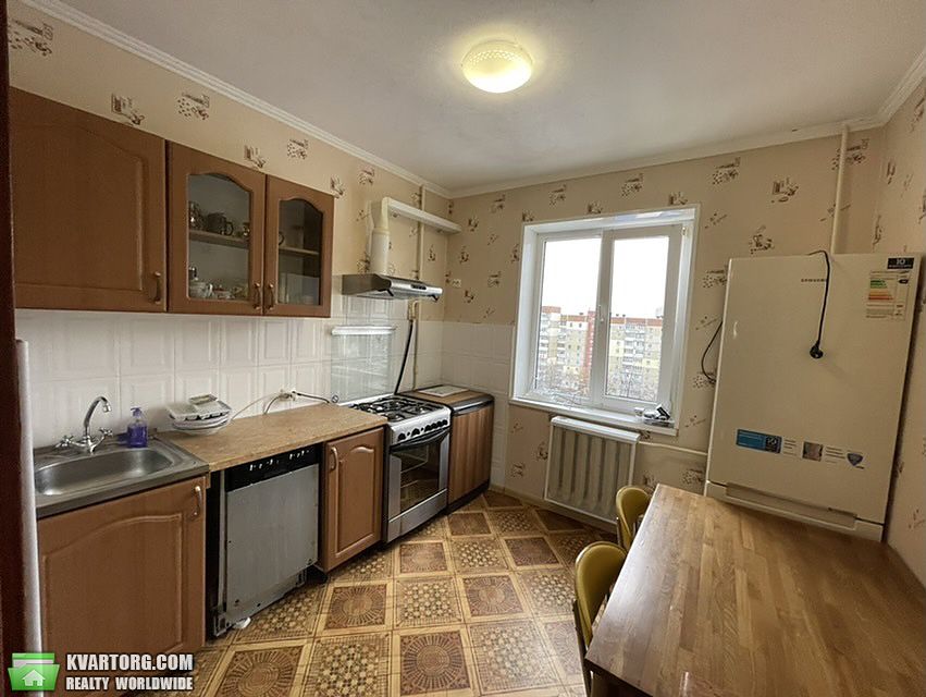 Sell 2-room apartment. Киев,  Свободы пр — photo 1