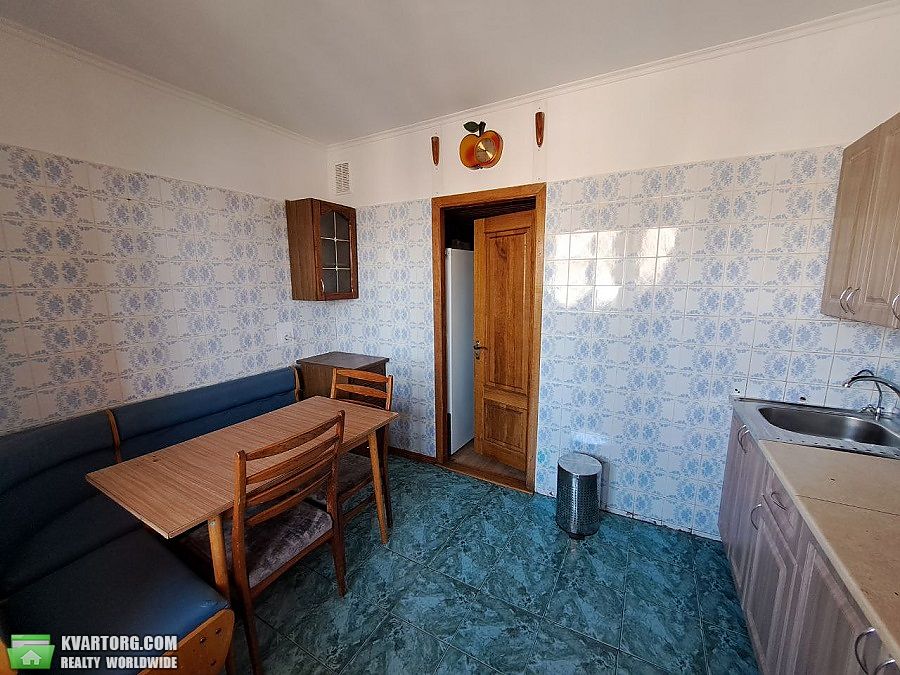 Rent out 2-room apartment. Киев,  Декабристов — photo 3