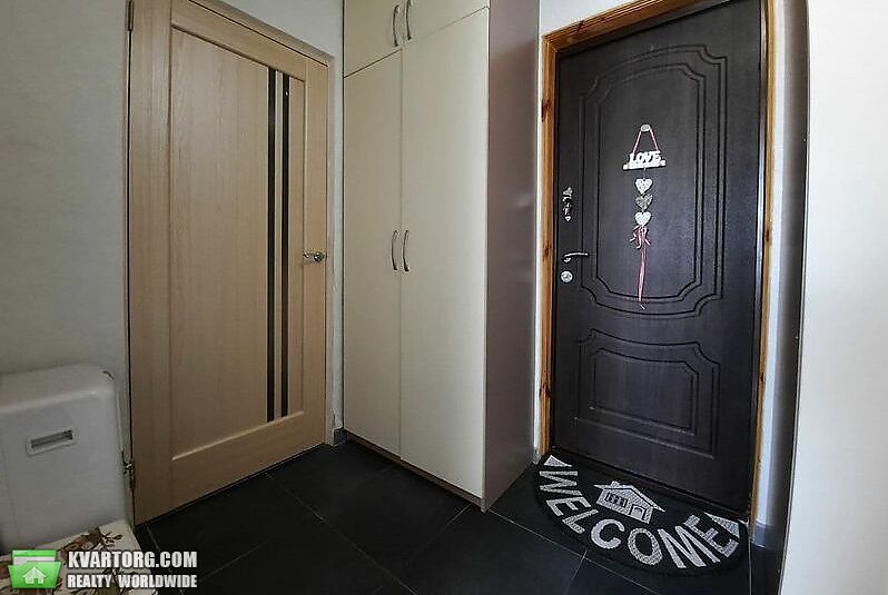 Sell 2-room apartment. Киев,  Героев Днепра — photo 1