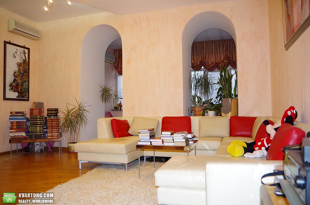 Sell 4-room apartment. Киев,  Ярославов Вал — photo 8