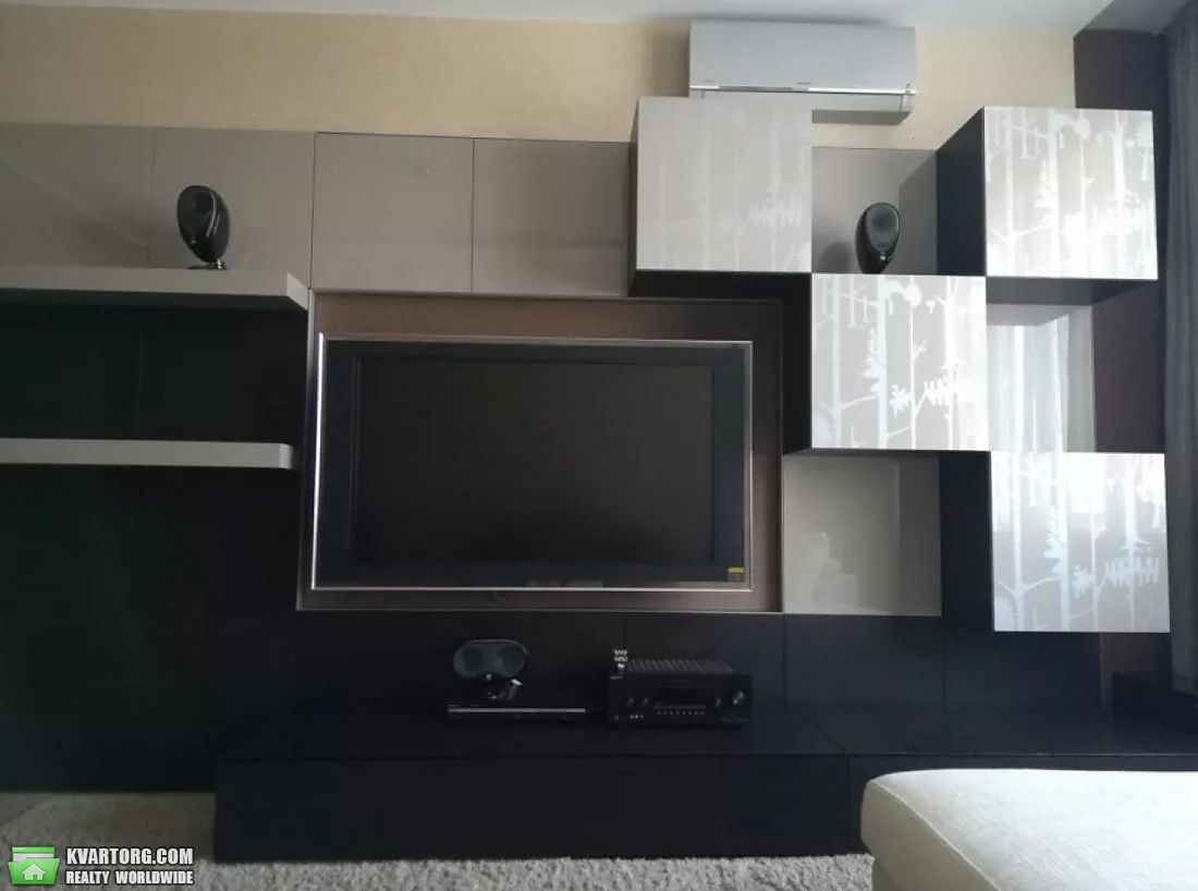 Rent out 3-room apartment. Киев,  Народного ополчения — photo 7