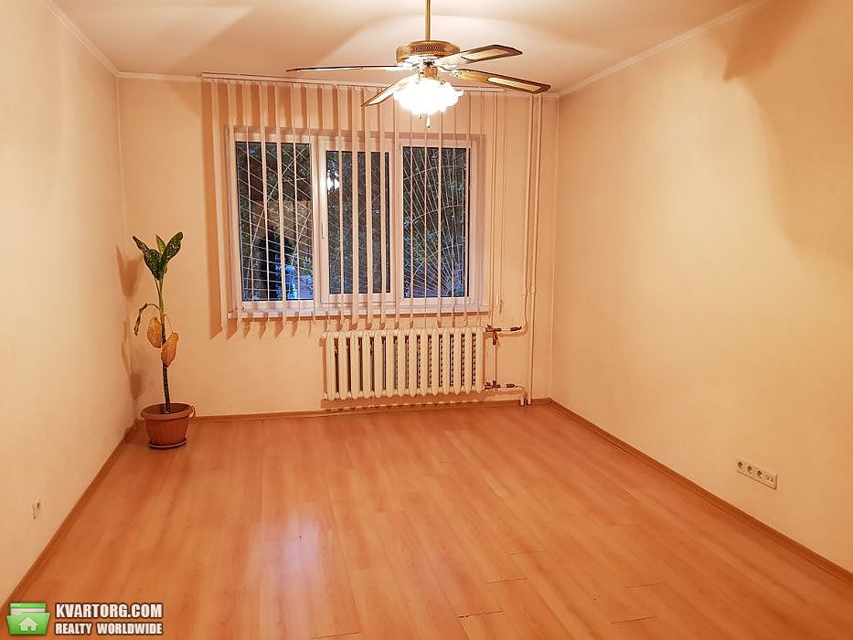 Sell 5-room apartment. Киев,  Автозаводская — photo 3