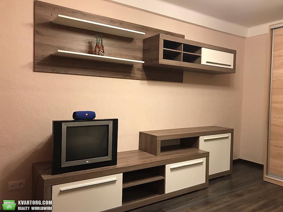 Rent out 1-room apartment. Киев,  Туполева — photo 3