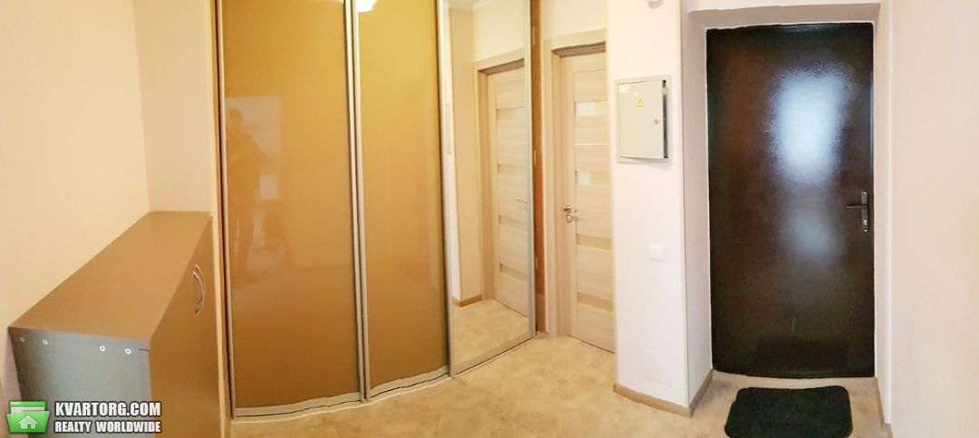 Rent out 1-room apartment. Киев,  Верховинная — photo 4