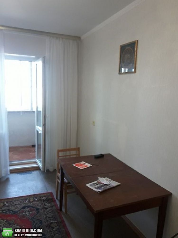 Rent out 1-room apartment. Киев, ревуцкого — photo 3