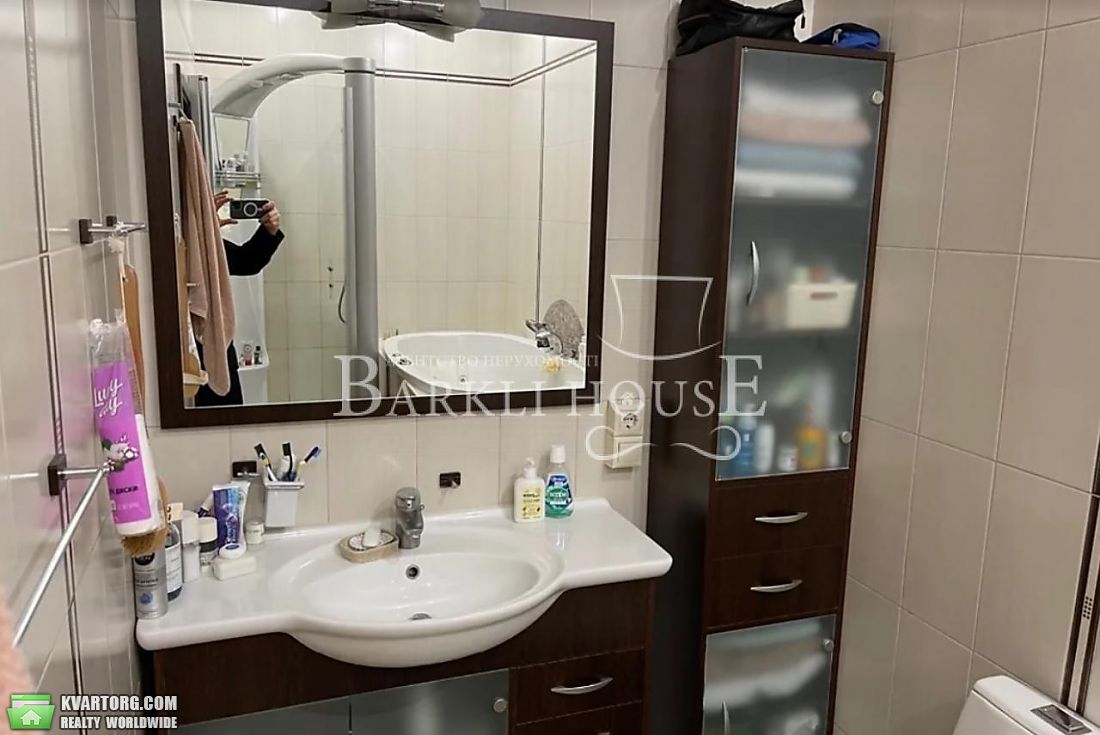 Rent out 2-room apartment. Киев,  Барбюса — photo 7