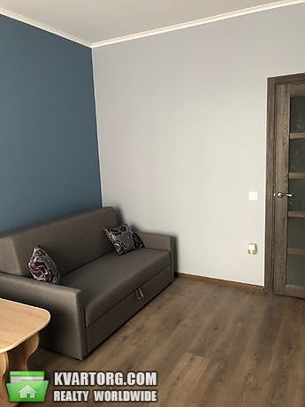 Rent out 1-room apartment. Киев, Семьи Кульженко — photo 4