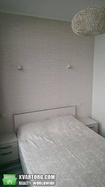 Rent out 2-room apartment. Киев, Сикорского ул. — photo 8