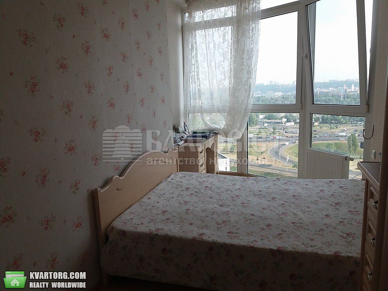 Rent out 2-room apartment. Киев,  Оболонская наб — photo 8