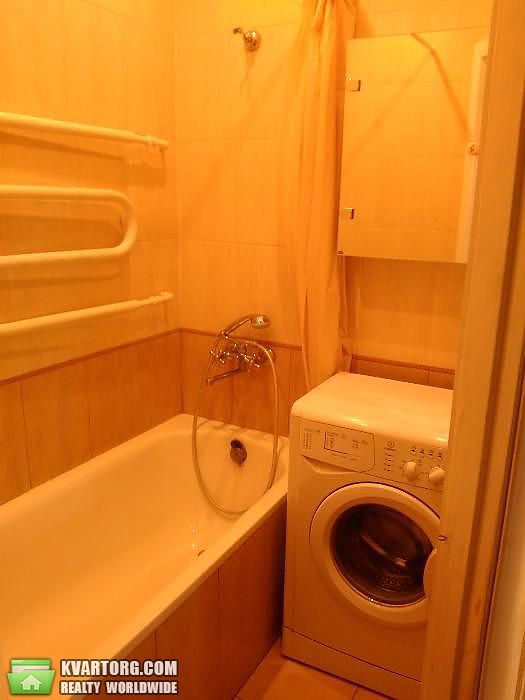 Sell 2-room apartment. Киев,  Русановская наб — photo 3