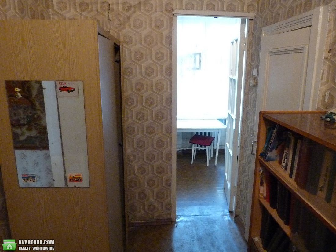 Sell 1-room apartment. Киев, Краковская — photo 8