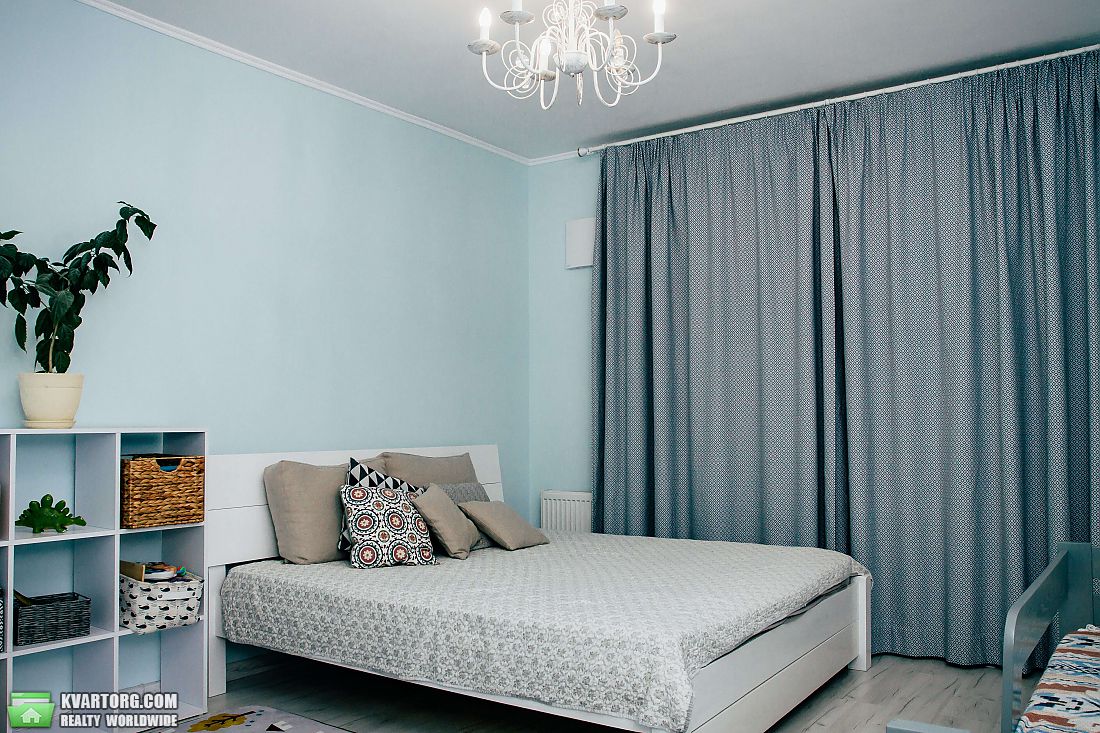 Sell 2-room apartment. Киев,  Метрологическая — photo 3