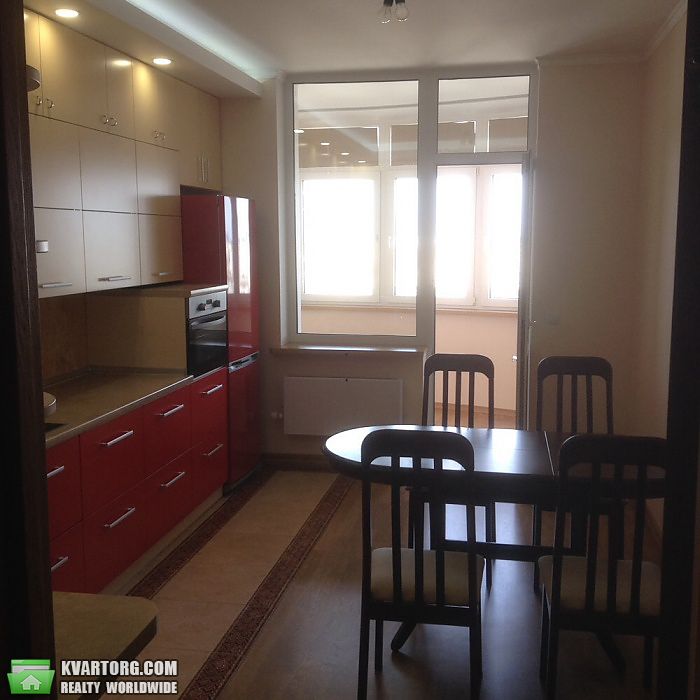 Rent out 3-room apartment. Киев, Драгоманова — photo 2