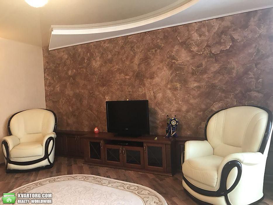 Rent out 2-room apartment. Киев,  Ломоносова — photo 1