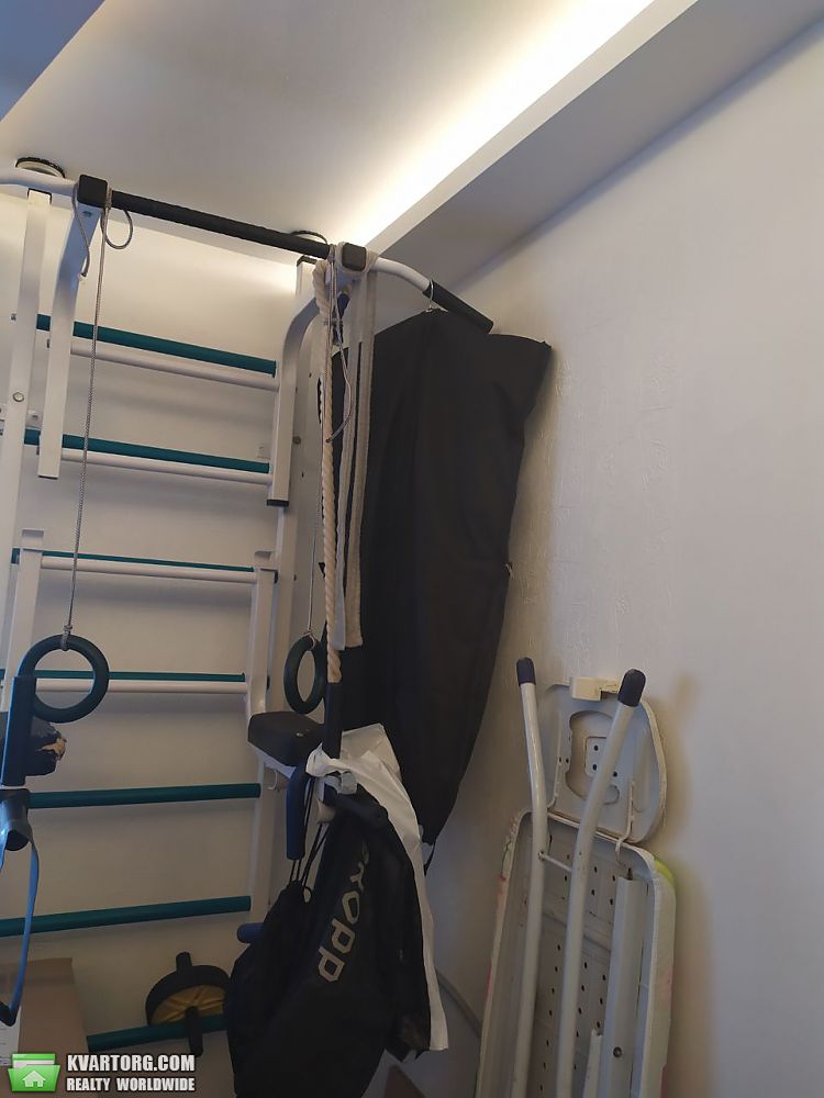Sell 2-room apartment. Харьков, Людвига Свободы — photo 4