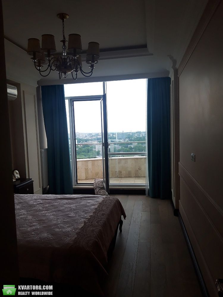 Sell 2-room apartment. Одесса, Французский бульвар — photo 2