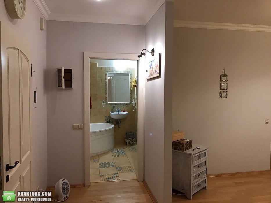 Rent out 2-room apartment. Киев, пер. Виноградный — photo 5