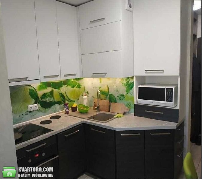 Sell 2-room apartment. Киев,  Ломоносова — photo 1