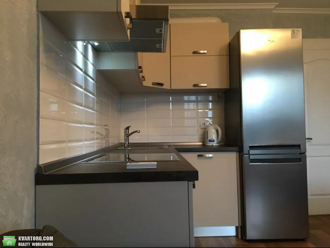 Rent out 1-room apartment. Киев, Смелянская — photo 2