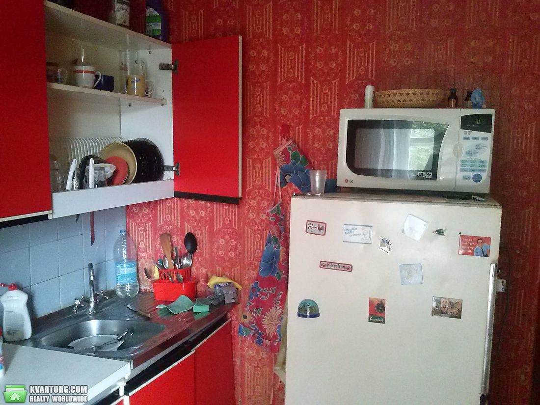 Rent out 2-room apartment. Киев,  Глебова — photo 2