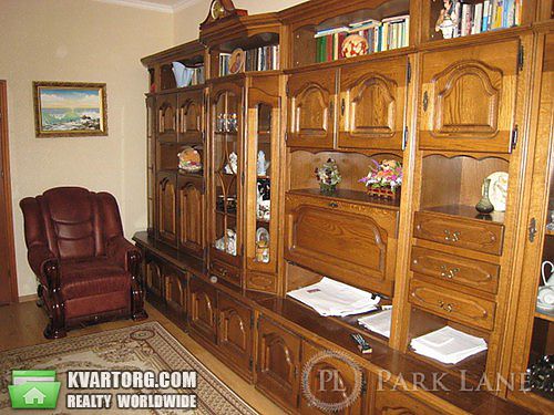 Sell 2-room apartment. Киев, Днепровская наб — photo 2