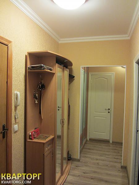 Sell 2-room apartment. Киев,  Харьковское шоссе — photo 1