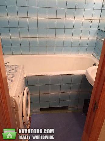 Rent out 2-room apartment. Киев,  Бажана — photo 7