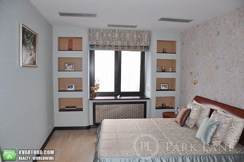 Sell 4-room apartment. Киев,  Срибнокильская — photo 9