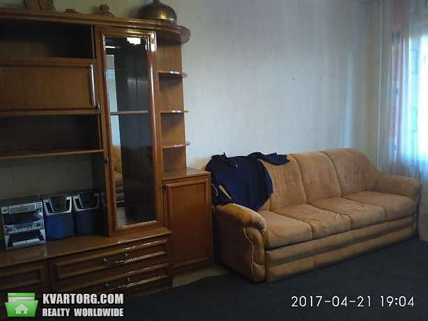 Rent out 2-room apartment. Киев,  Пушиной — photo 1