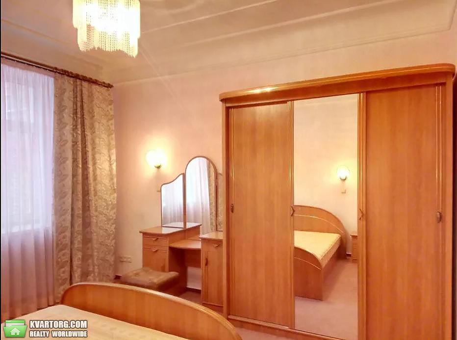 Rent out 2-room apartment. Киев,  Институтская — photo 4