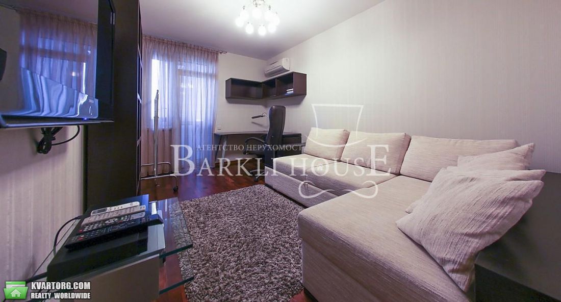 Rent out 3-room apartment. Киев,  Паньковская — photo 6
