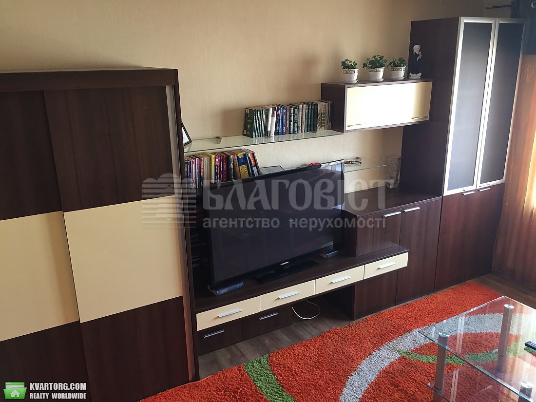 Rent out 2-room apartment. Киев,  Драгоманова — photo 2