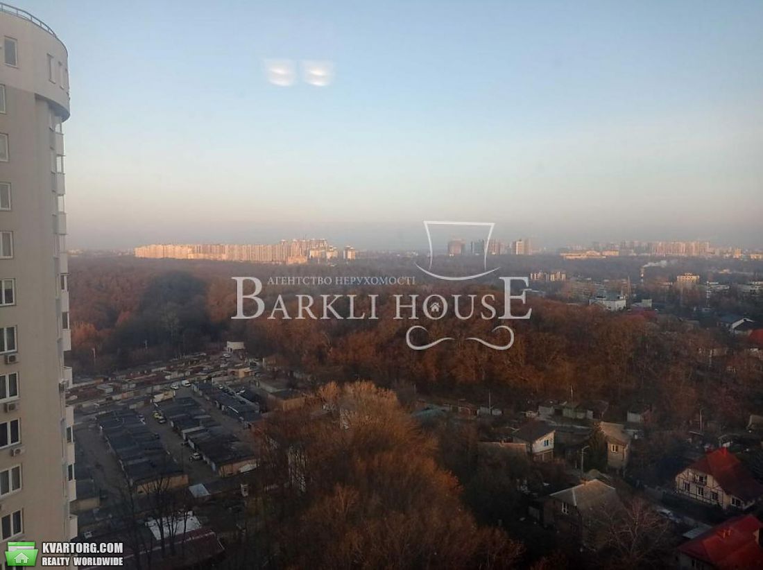 Rent out 4-room apartment. Киев,  Рижская — photo 10
