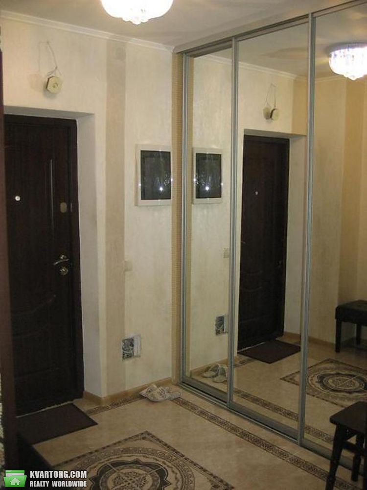 Rent out 2-room apartment. Киев,  Казачья — photo 9