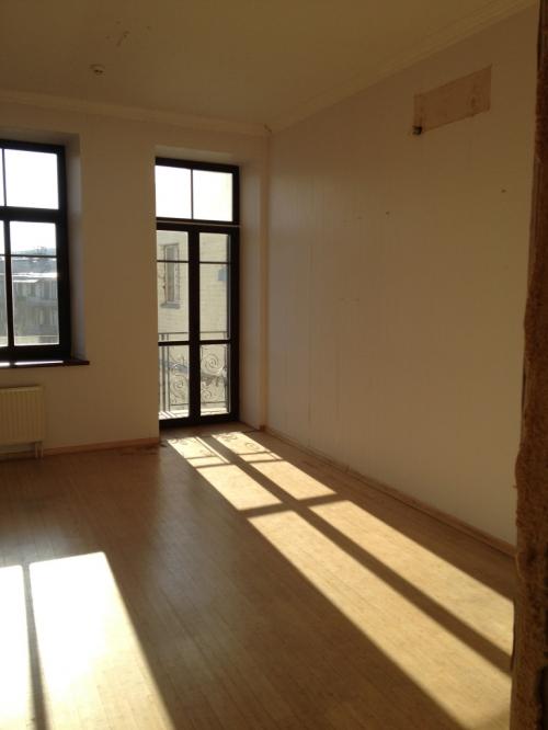 Sell office. Киев, Круглоуниверситетская — photo 1