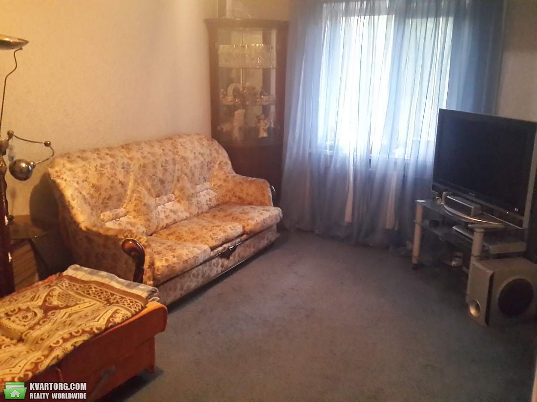 Sell 3-room apartment. Киев, Чернобыльская ул. — photo 2