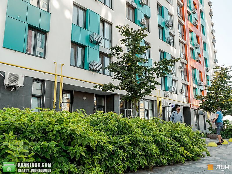 Rent out 1-room apartment. Киев, Зодчих — photo 10