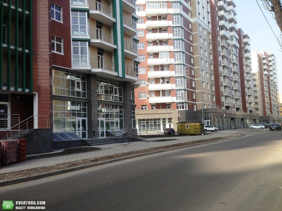 Rent out shop. Киев,  Саперное поле — photo 1