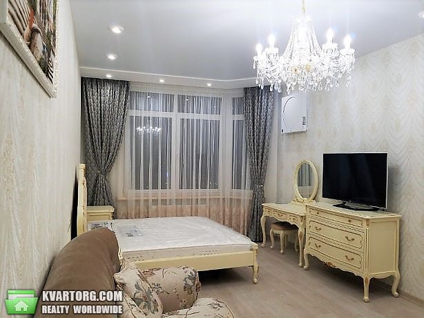 Rent out 1-room apartment. Киев,  Коноплянская — photo 2