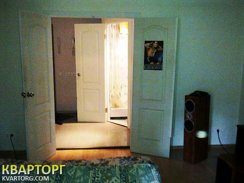 Rent out 2-room apartment. Киев, Фучика Юлиуса ул. — photo 1