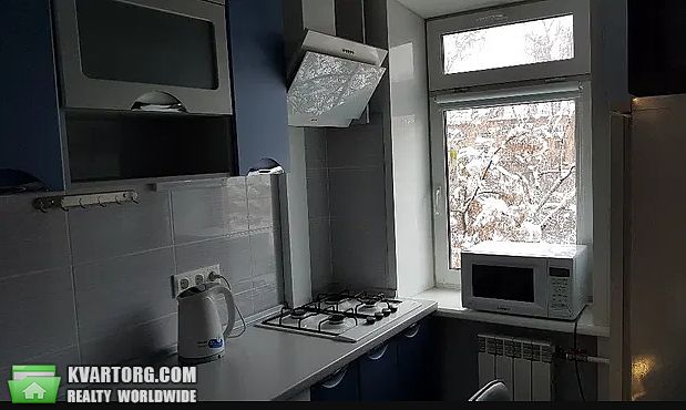 Rent out 1-room apartment. Киев,  Предславинская — photo 2