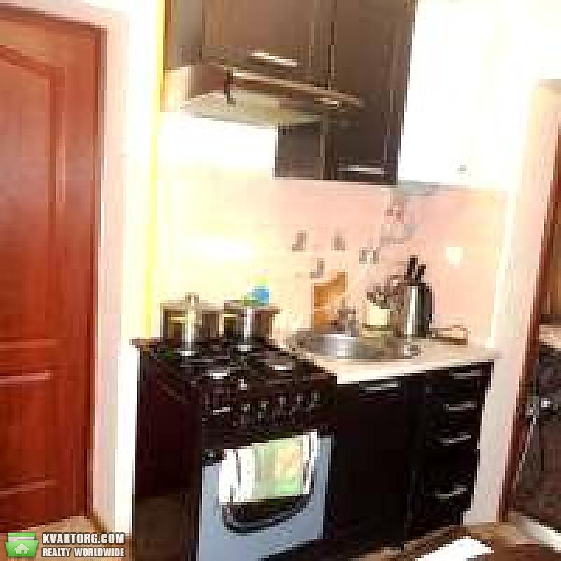 Rent out house. Киев, довбуша — photo 1