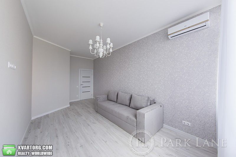 Sell 2-room apartment. Киев,  Щорса — photo 4
